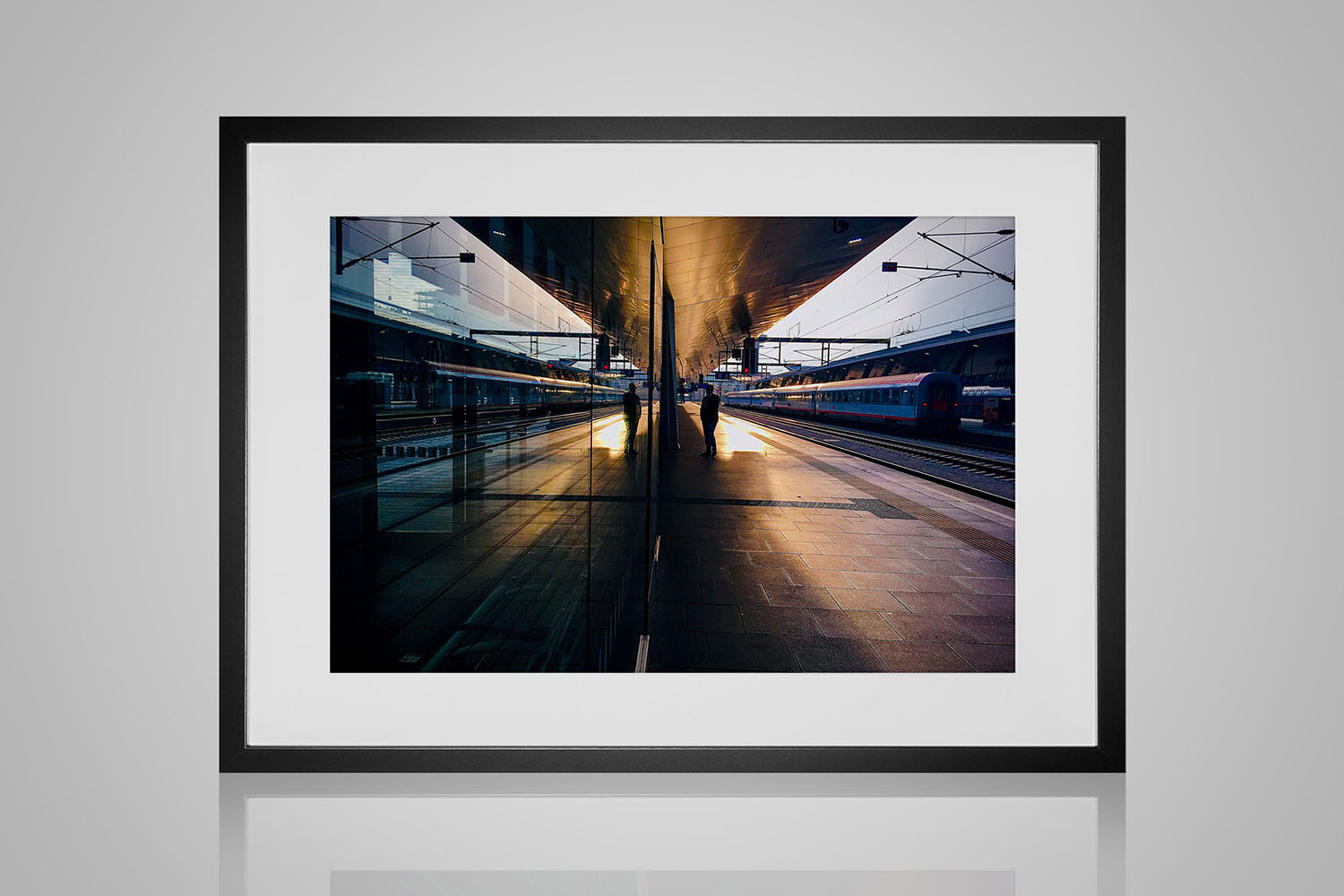 The Traveller / Wien Hauptbahnhof - Limited Edition Print